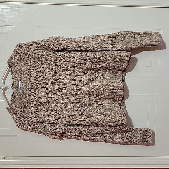 Old Navy Sweaters - Old Navy Crochet Fringe Sleeves Wool Blend Tan Colour Sweater US S